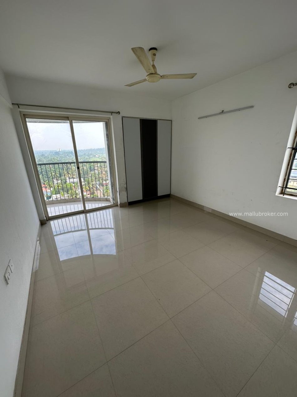 3BHK Apartment for sale in Aluva @69lacs