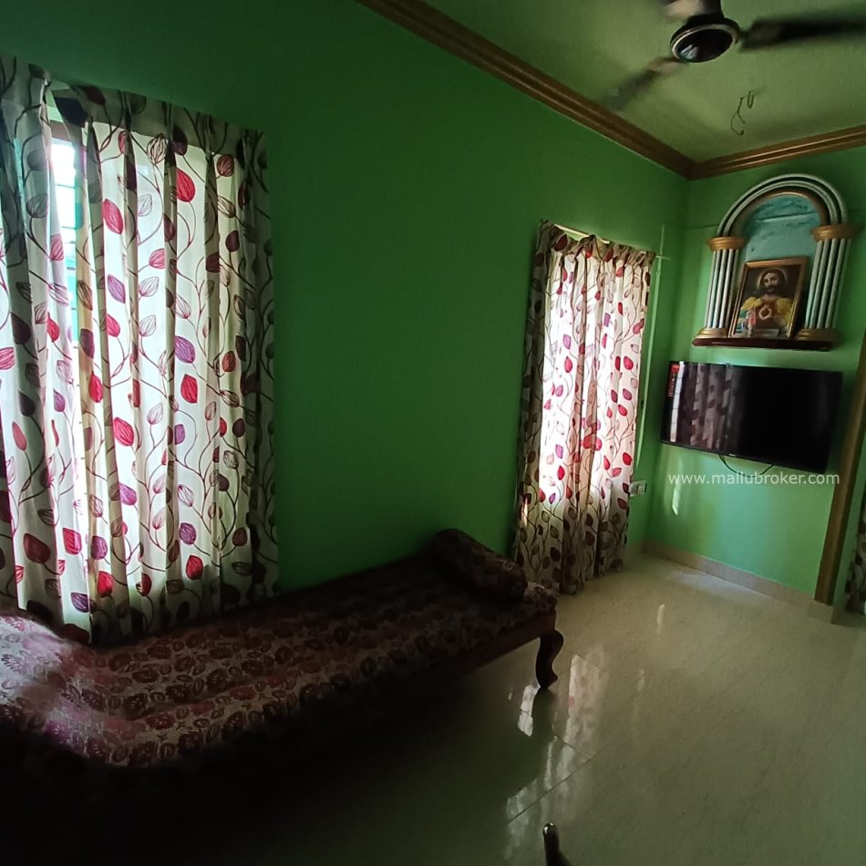 2BHK, house for sale in vazhapuzha @30lacs.