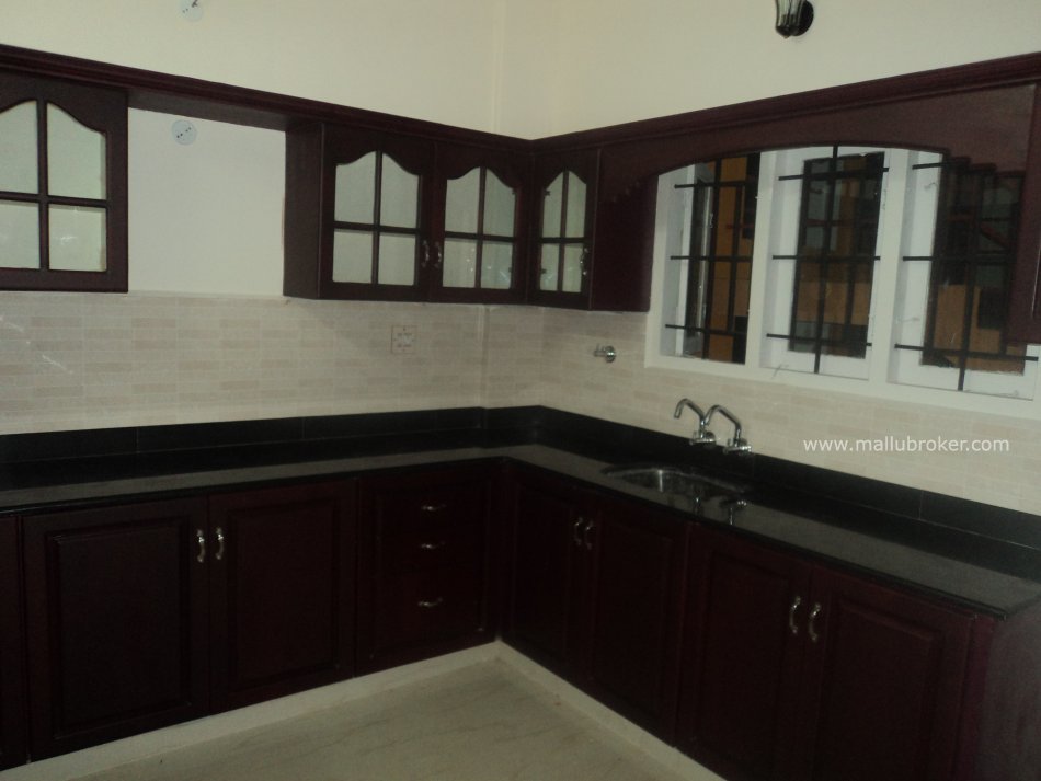 2BHK AT THIRUPUNITHURA FOR RENT